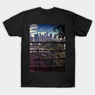 Manhattan Skyscrapers Skyline Love Padlocks NYC T-Shirt